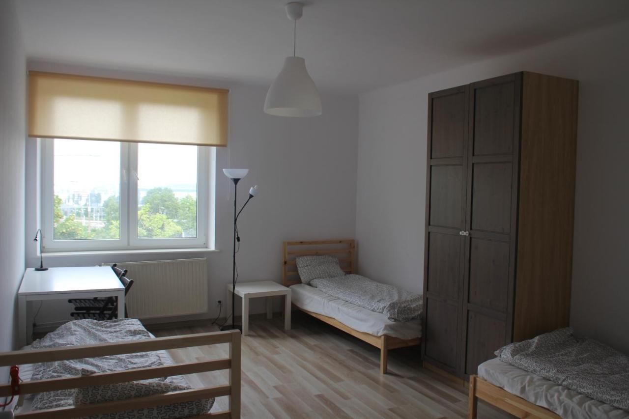 Trzyosobowy Pokoj W Mieszkaniu Czteropokojowym W Centrum Gdyni. Appartement Gdynia Buitenkant foto